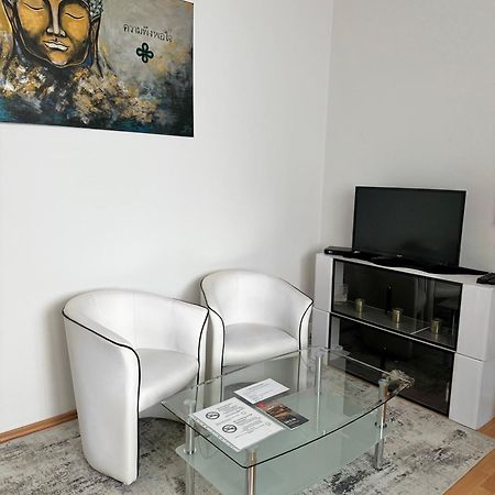 Cozy Apartment Near Hockey & Football Arena Bratislava Eksteriør bilde