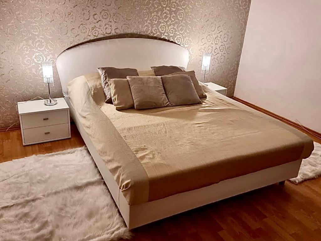 Cozy Apartment Near Hockey & Football Arena Bratislava Eksteriør bilde